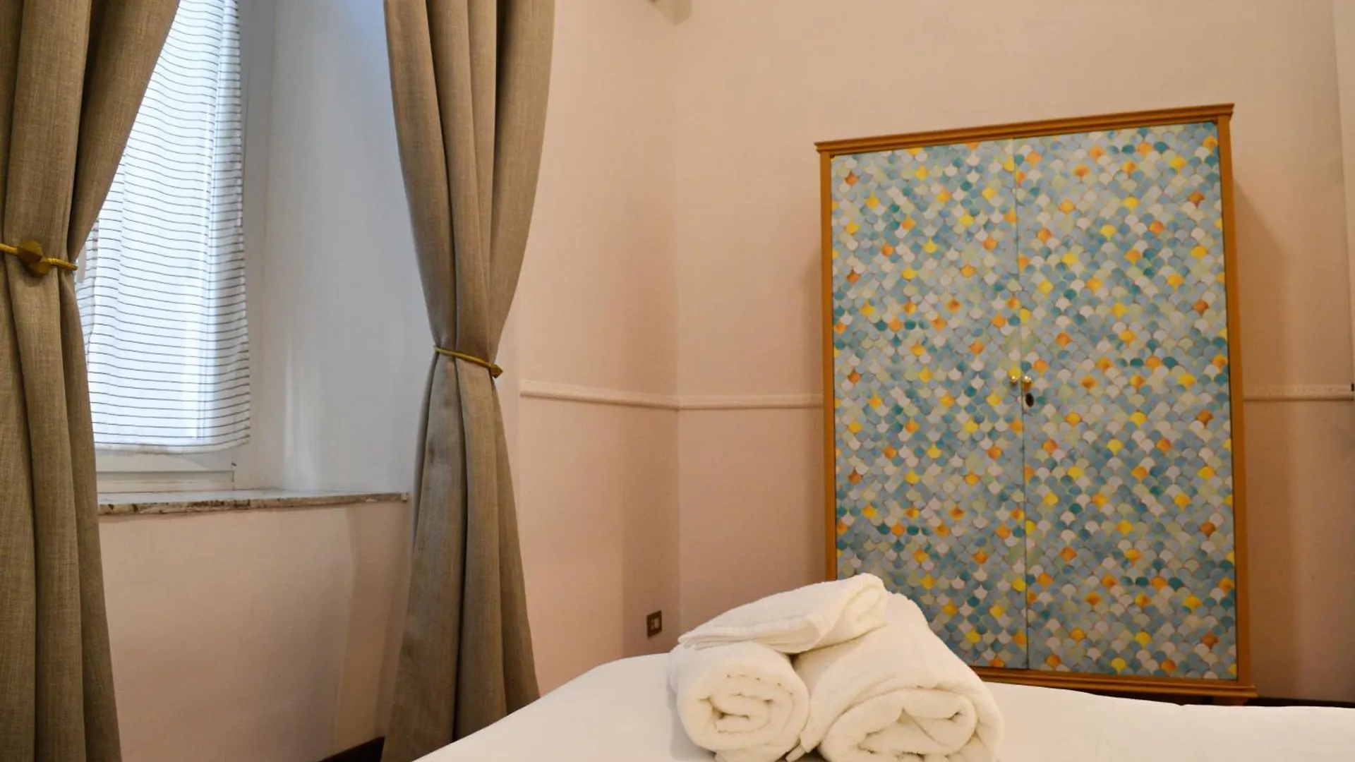 La Casa Di Famiglia Apartment Naples 0*,