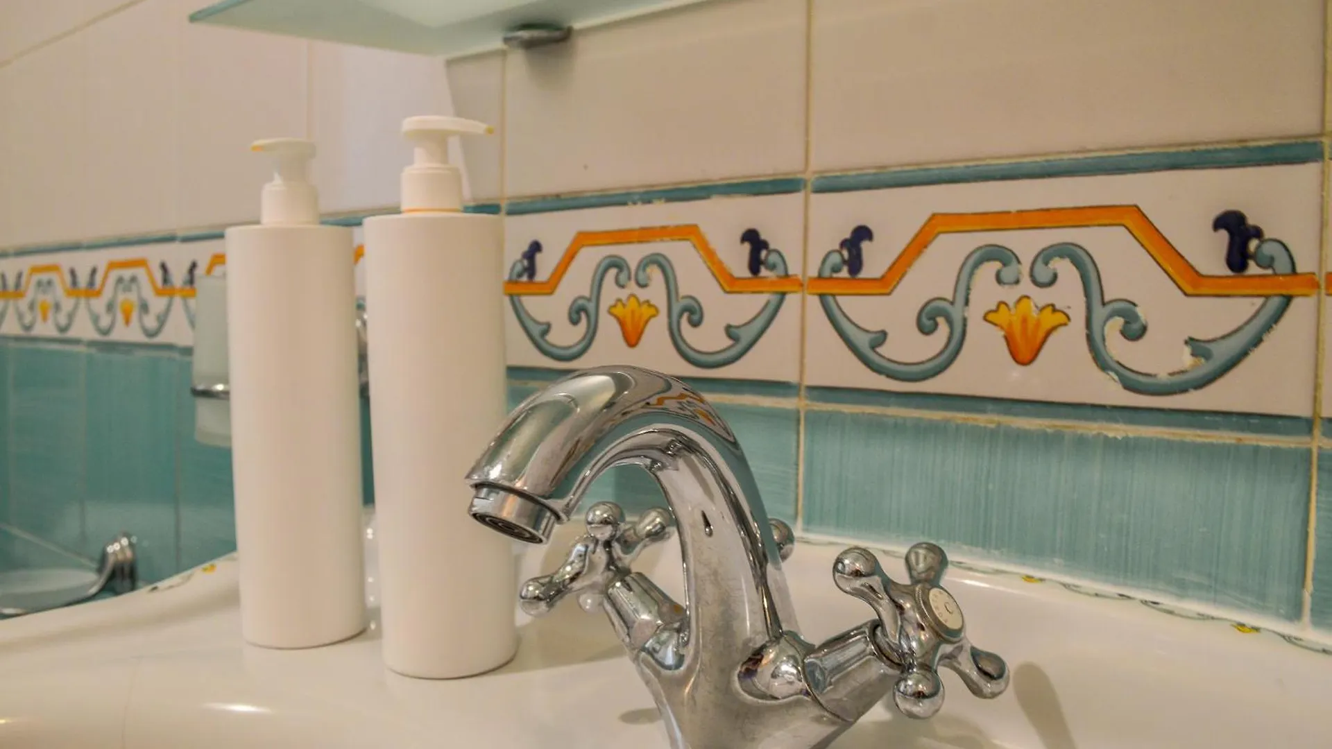 La Casa Di Famiglia Apartment Naples