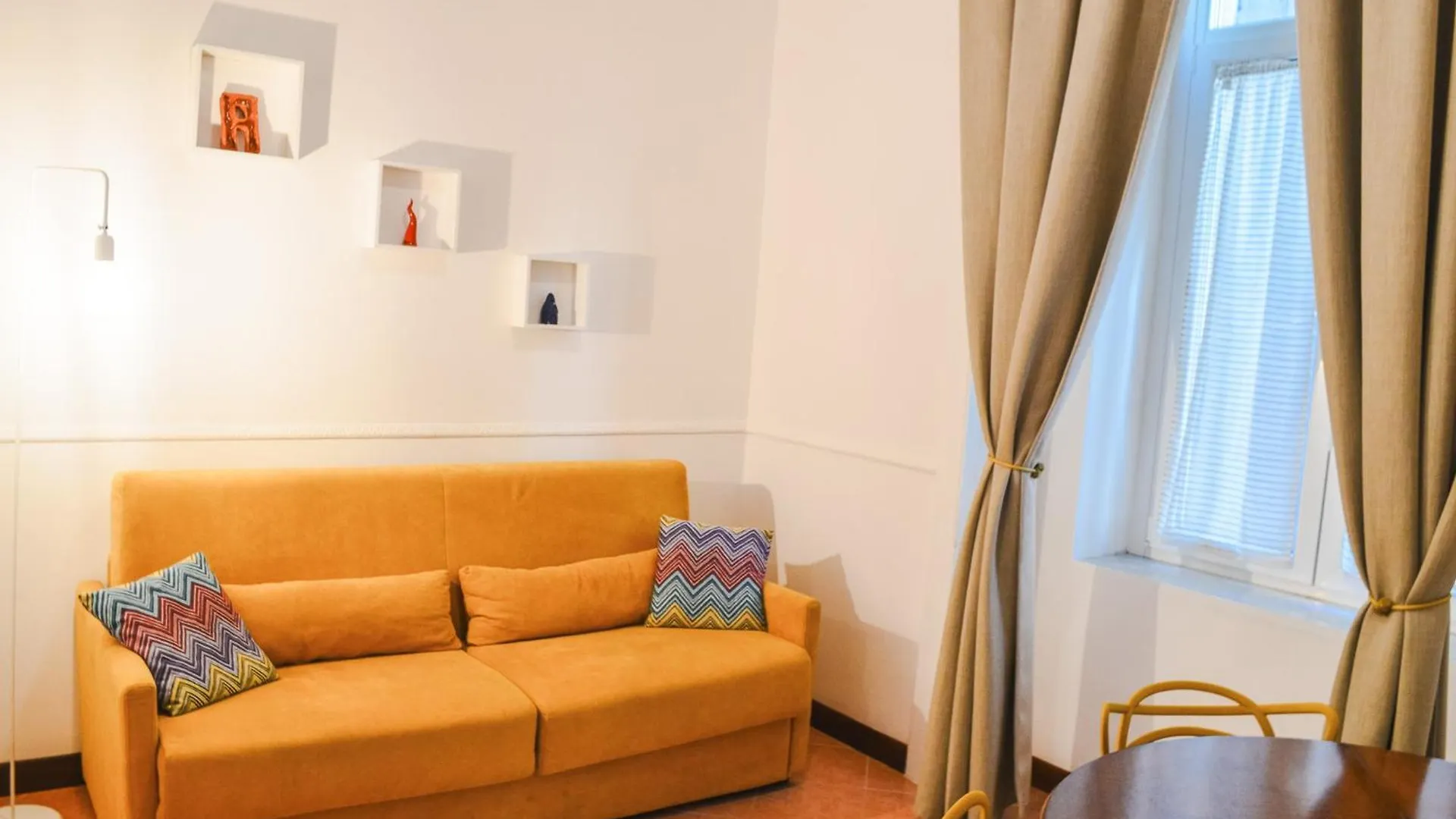 La Casa Di Famiglia Apartment Naples 0*,